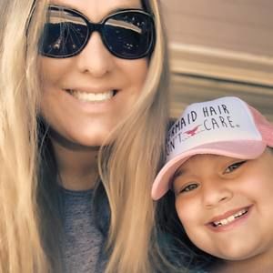 Meet your Posher, Casey